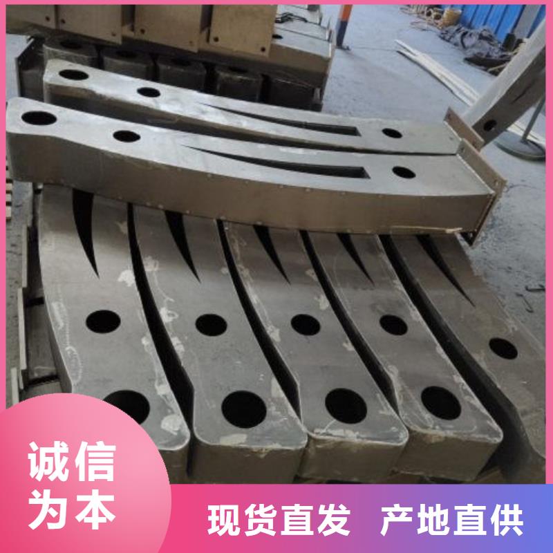 钢板立柱就选鑫星护栏诚信商家